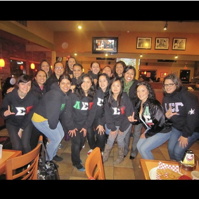 LSGSororityInc's tweet photo. Happy Lambdaversary to our Tau chapter at California State University, Long Beach🌹 #ΛΣΓ #LambdaSigmaGamma #CSULB #TChapter #IPSE #UnityThroughSisterhood #BeautyThroughDiversity https://t.co/5wikonCTYi