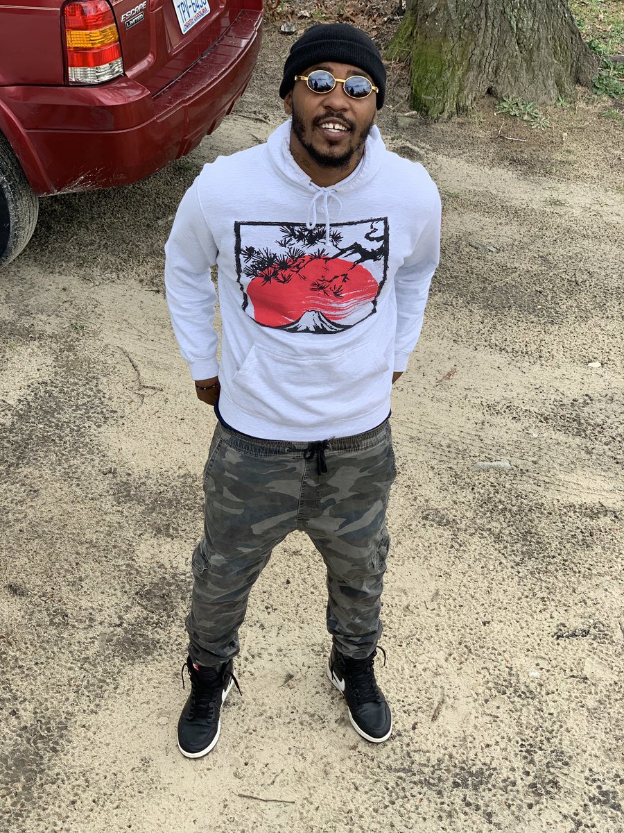 JaeeStayTweetin's tweet photo. Some slight 😌🤷🏾‍♂️🔒💯... snapchat see it first 👻 LilDaddi18  https://t.co/g0NiLb4TTI https://t.co/XFLQHmfhC7
