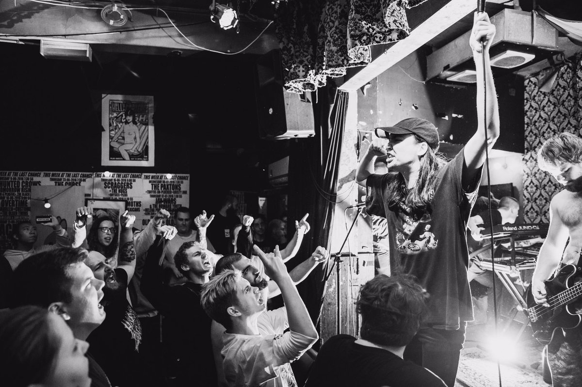 castdownhc's tweet photo. SOLD OUT SHOW LAST NIGHT

ADELAIDE TONIGHT
23/19
DEATH TWITCH
WARPATH
VILE

LAST SHOW OF TOUR
LET’S FUCKING GO https://t.co/Nzks5mZ5Y8
