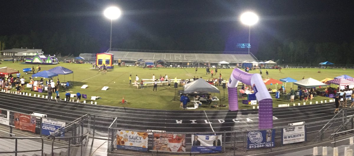 RelayNewTampa's tweet photo. Huge thanks to everyone who showed up to our event today! Hope you all had a great time and thank you for helping us raise money for a cure! https://t.co/tEH1ZwezWF