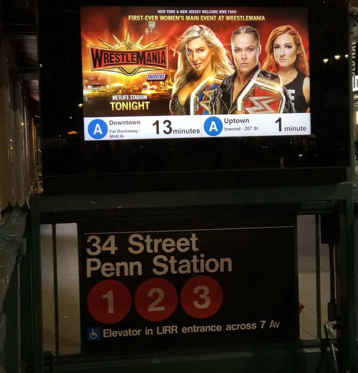 jppaq's tweet photo. This is awesome. #Rowdy4Life @RondaRousey @RRouseydotcom https://t.co/vdlOntJTcz