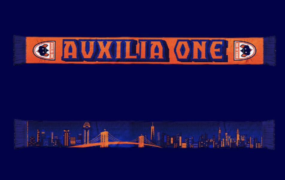 AuxiliaOne's tweet photo. Our 'Level Up' scarf features 8-bit landmarks within the Cincinnati and Manhattan skylines. The Brooklyn Bridge acts as a historic successor to The Roebling, connecting these cities in the form of architecture and spirit.

Designed by: @mooseconway https://t.co/cb2tn8lOqN