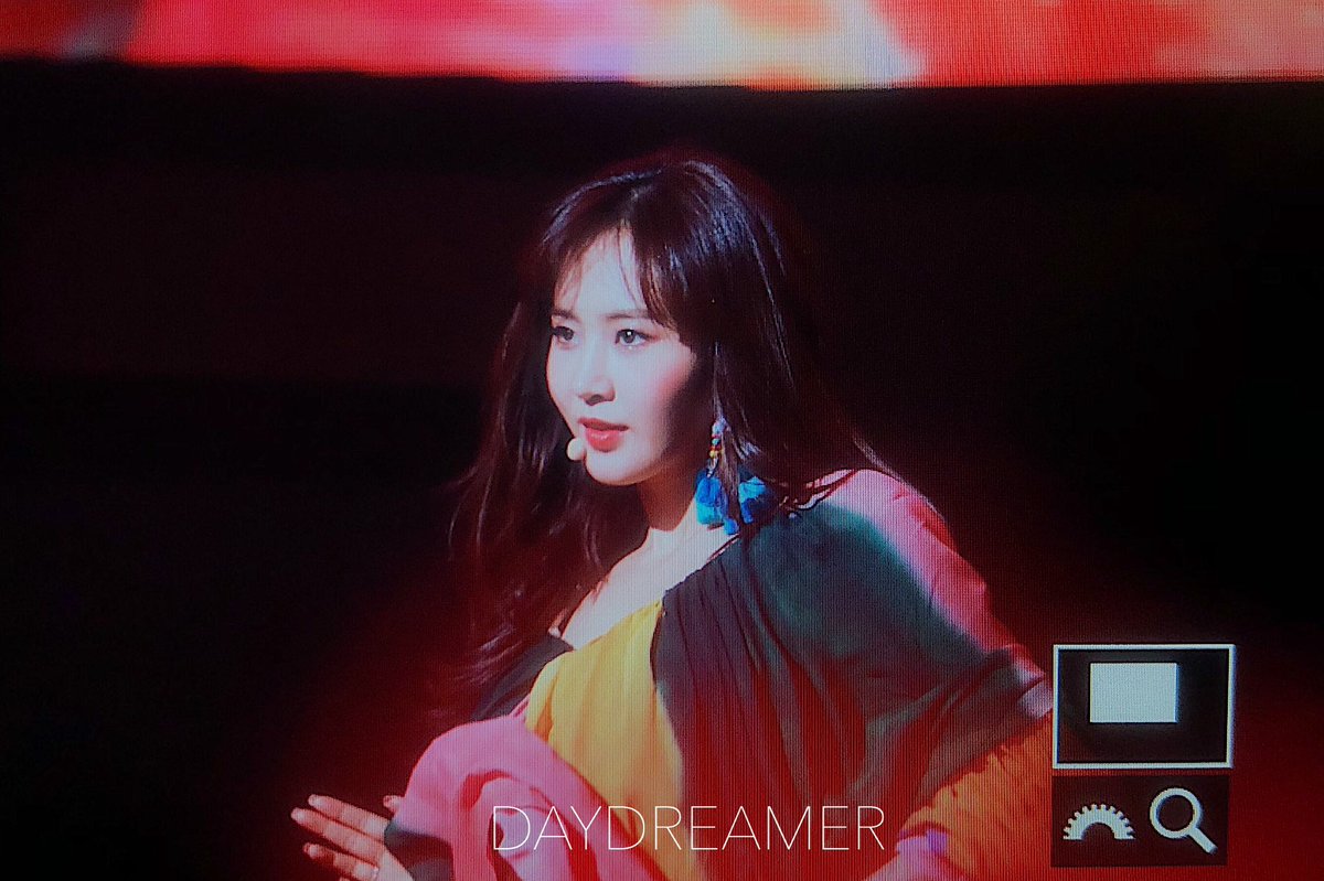 daydreamer39125's tweet photo. 190407

#yuri #유리 https://t.co/LWqNkZccMi
