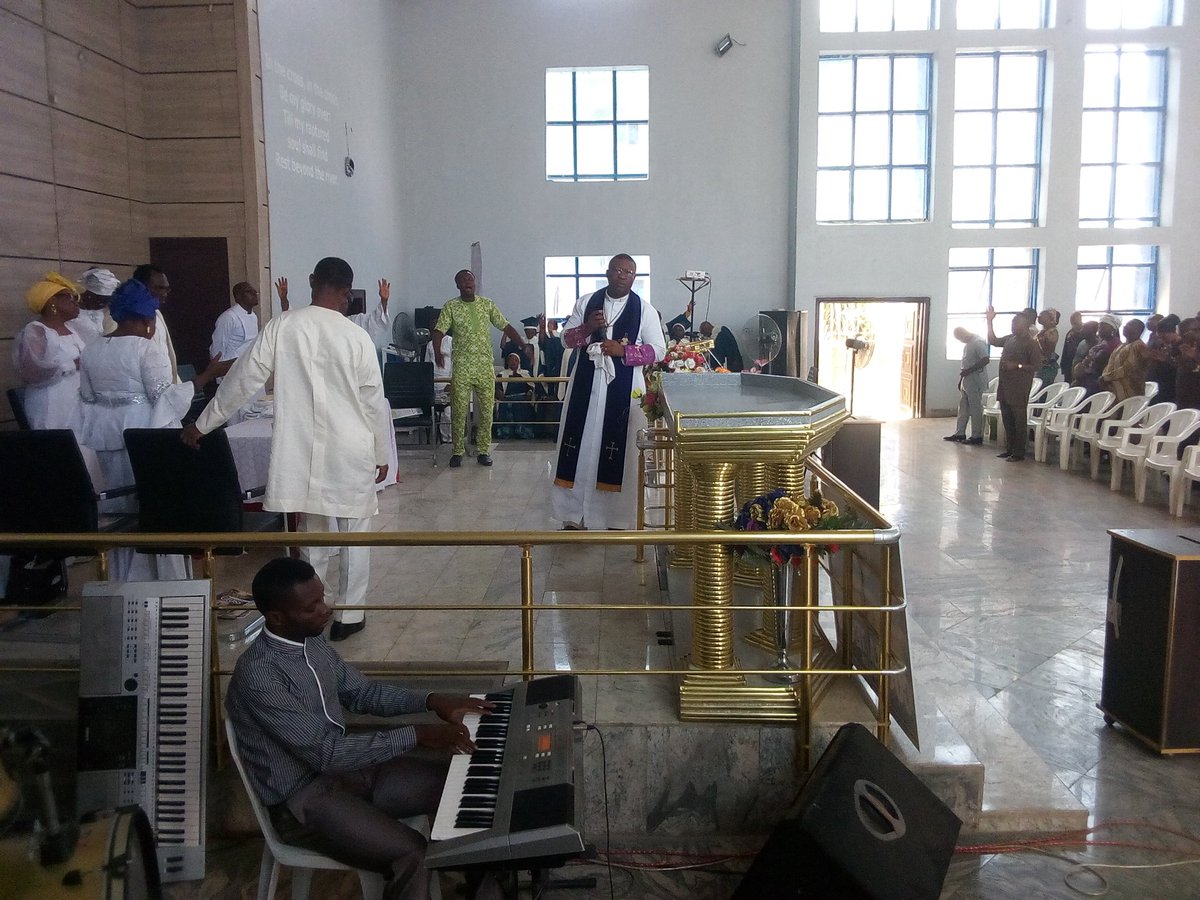 pcnopenheavens's tweet photo. It is happening now in His Presence @ The Presbyterian Church Of Nigeria. Open Heavens Church, Gwarinpa Parish. Topic: The Power of the Cross motivated by Love. https://t.co/i3Ff9N769B