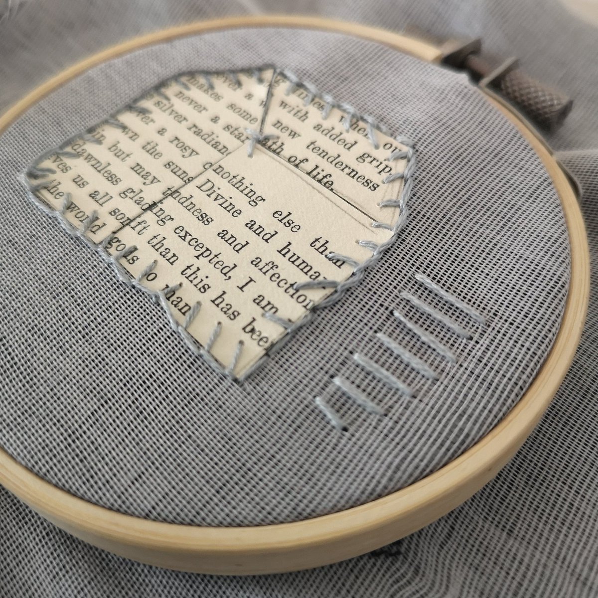 Tiny 3' hoops, vintage poetry, fabric, thread
Series of 9
Grey 2
.
#openforart_19 #dorsetartclass #poundbury #poundburybusiness #dorsethour #dorsetartists #artsy #art #makingstuff #HandmadeHour #creativebizhour #ukgifthour #embroidery #hoopart #dorsetteam #textileart #mixedmedia