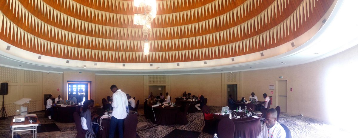 GENinnovate's tweet photo. It’s the final hacking sprint of the #EditorsLab at #MIFAbidjan and we’re so close to hear the teams pitch their prototypes to our jury. Stay tuned! https://t.co/BoEVjkx384