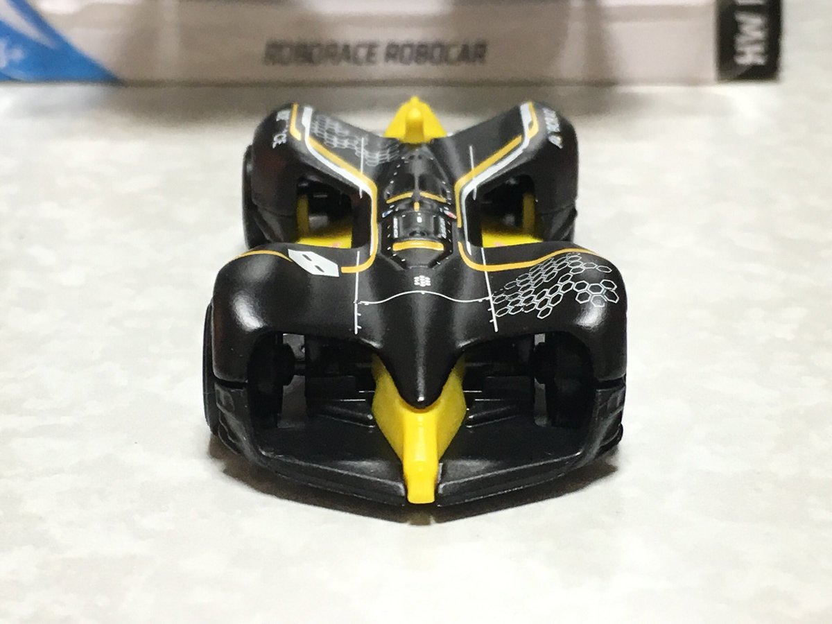nittchansan's tweet image. HWのロボレースの「ロボカー」やっとゲット！
こりゃ良いね！(^^)
#robocar #HotWheelsxRoborace