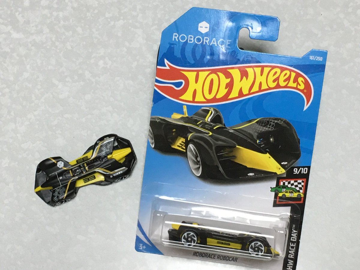 nittchansan's tweet image. HWのロボレースの「ロボカー」やっとゲット！
こりゃ良いね！(^^)
#robocar #HotWheelsxRoborace