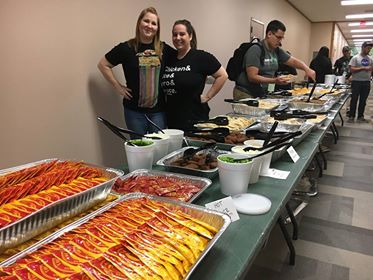 OfficialHackUNT's tweet photo. Thank you to @HalalGuys for providing hefty helpings to our hungry hackers!
#HackUNT19 #HalalGuys https://t.co/D2bp2C0Y48