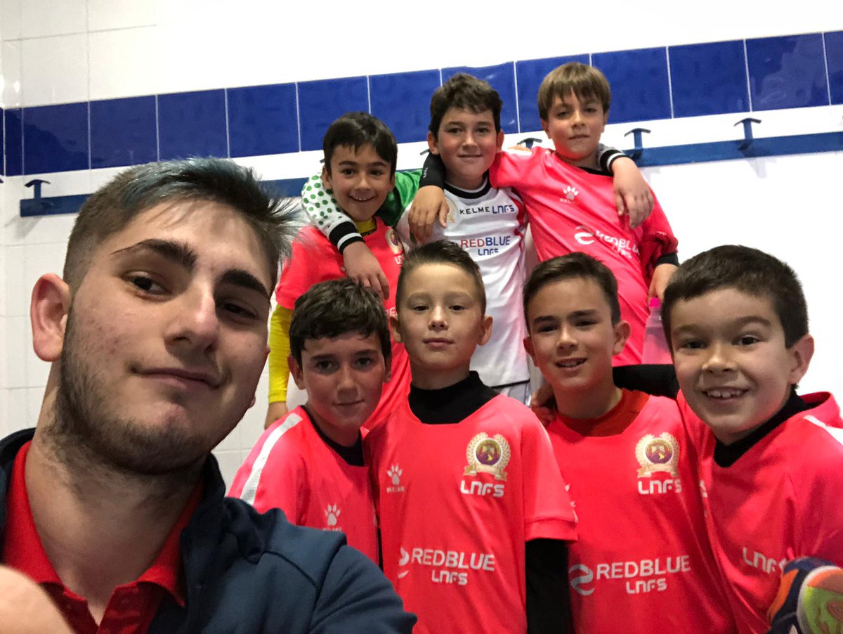 5Escuela's tweet photo. Benjamin C 💪. #Futsal #futbolsala #solofutsal #solofutsal #infofutsala #escuelalimones5 #xaniversario #finde #Partidos https://t.co/smx777iJNs