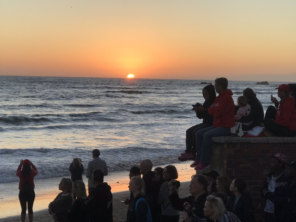 This is what perfect PE shows to the participants at #SBIronman 2019. Glorious sunrise at Hobie Beach. Good Luck to 2000 brave souls from 62 Countries #friendlycity #SBIRONMAN