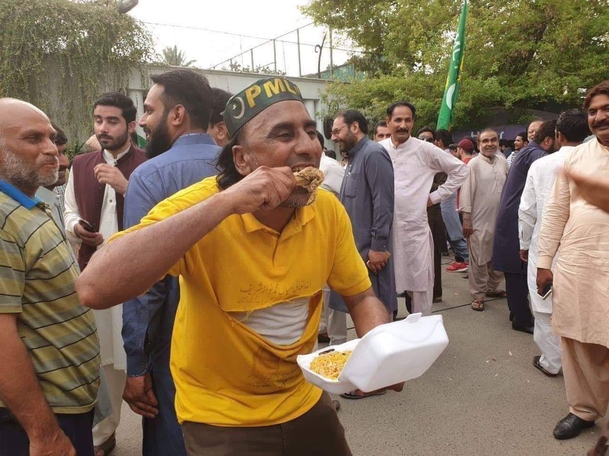 Iconic. What will be your caption of this picture??? 
#ptiwinsagainstmafia #memes #حمزہ_شہباز_کو_گرفتار_کرو #PTIStabilisingEconomy #PTI