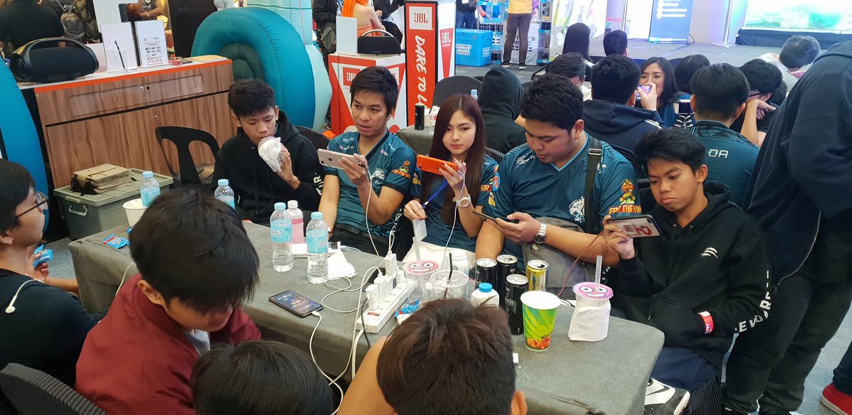 whatsageek's tweet photo. #MobileLegends Tournament at #GameCon! 

#GameConPH #GameCon2019 https://t.co/OOq5nEkyO3