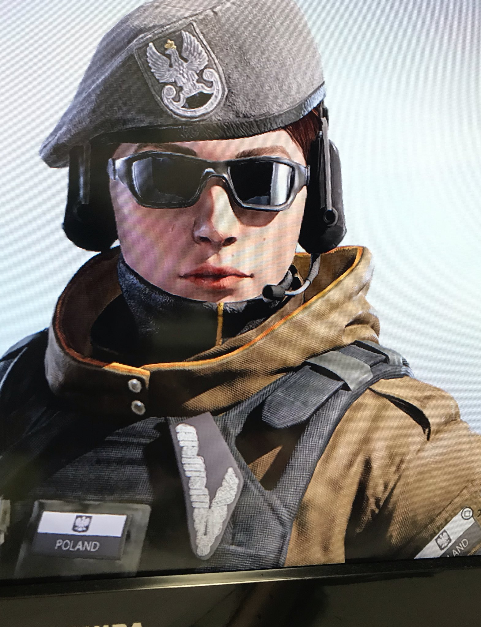 ゆしこ ゾフィアコスです 原作の隣に自分のコスを貼る レインボーシックスシージ T Co Ejvozjwoqu Twitter