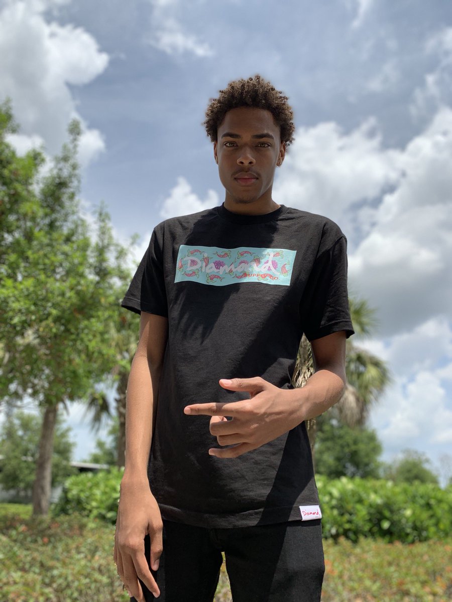 OfficialGGray's tweet image. You can’t be my wifey #gradbash2k19