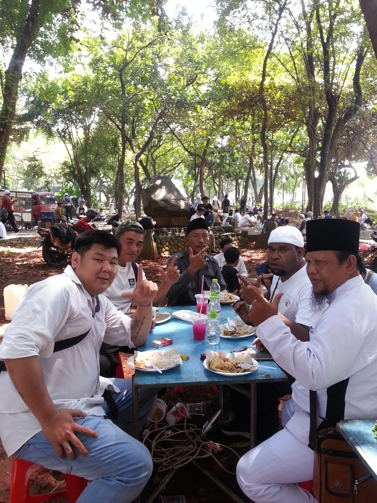 anonchristi's tweet photo. Spektakuler dan inklusif.
#TheGreatCampaignOfPrabowo https://t.co/phQ3OYptkD