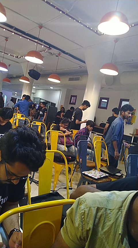 Shobhit62078442's tweet photo. Crowd
#letspy2019
#girlscipt
@girlscriptnoida
@gscriptGZB https://t.co/eNYXs3YoLB