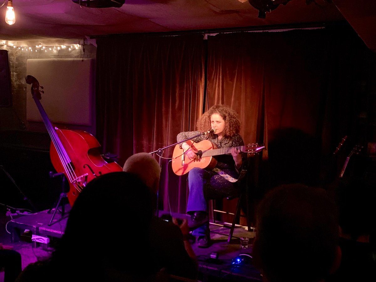 pearolegs's tweet photo. What a lovely show on Tuesday at @TheHarrisonFolk with @avitalraz and @MaPolainesGD
See you back there on the 7th May for @efframusic and #AndySkellam
#folkmusic #womeninmusic #doublebass #guitar #kingscross #London #folk #whatson #POLRpresents #Blues #IndependentMusic https://t.co/gS88K27HI3