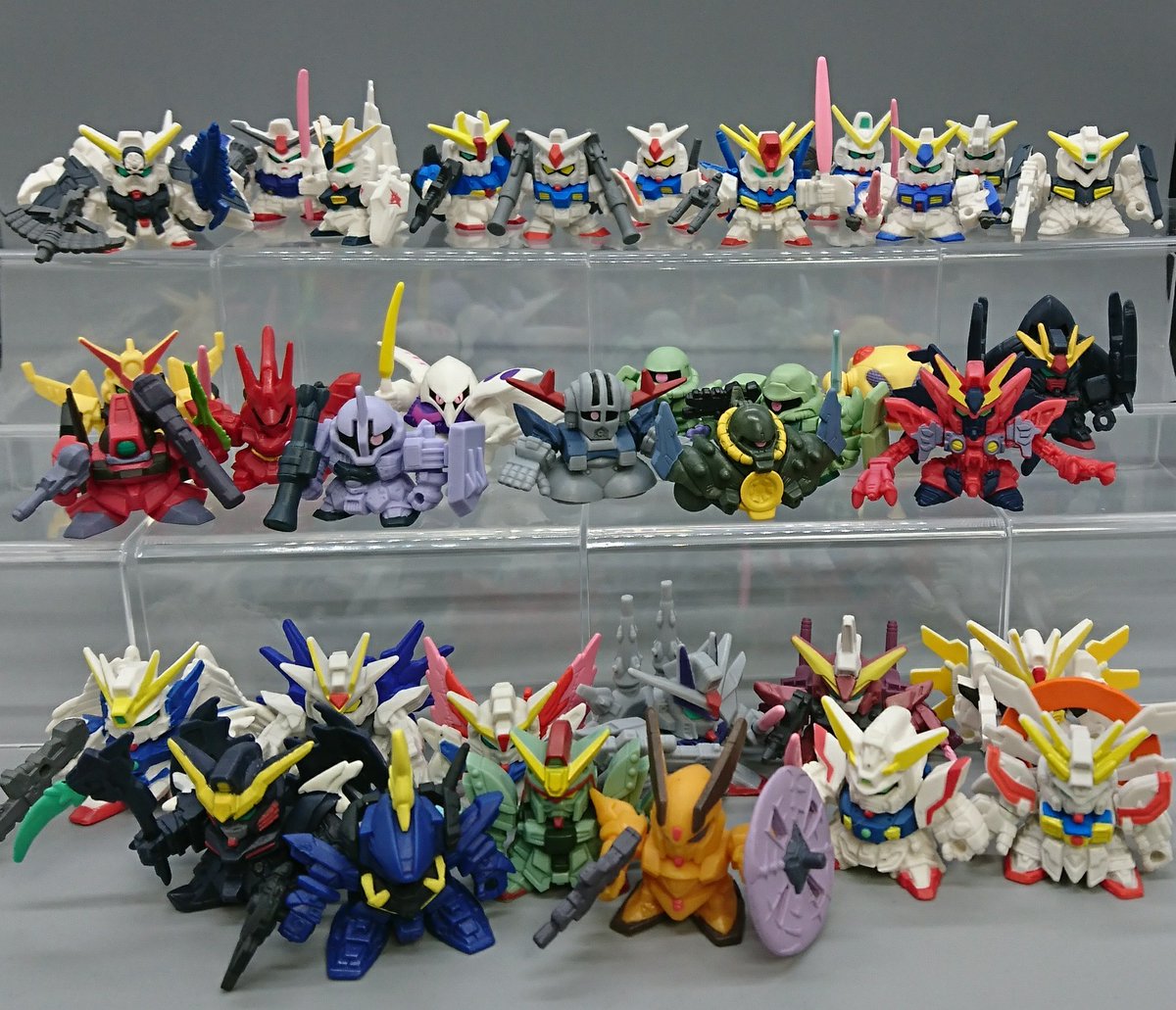 SDガンダムバインドも出したのでパシャリ フルカラーカスタムの次に来