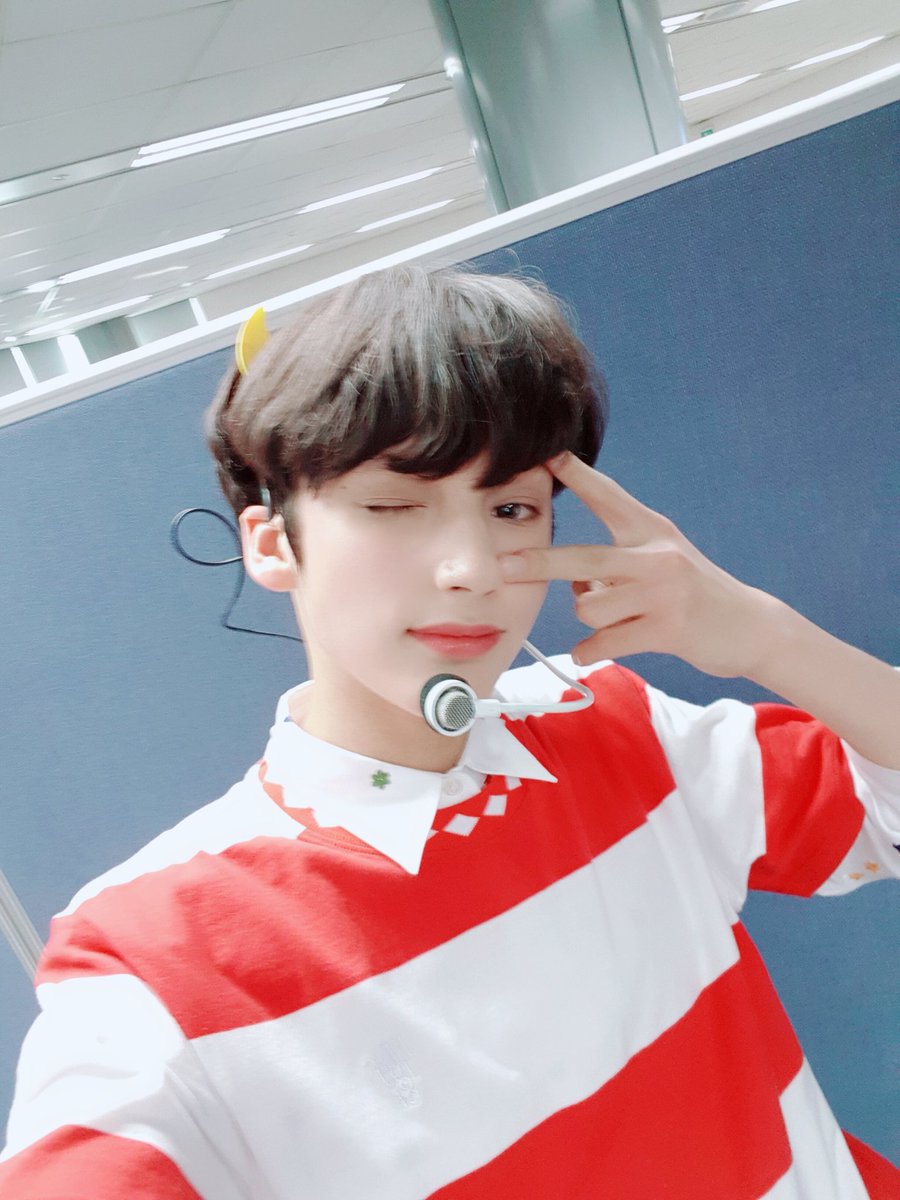 TXT_members tweet picture