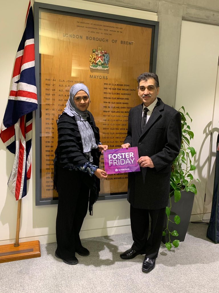 ShadimHussain's tweet photo. Next stop @wembleystadium to watch @ManCity ... I wish
Thank you to the @mayorofbrent Arshad Mahmood for supporting #Fosterfriday2019 and our #ramadhangift campaign #leadership #Diversity #Hardwork https://t.co/Oe5GKz4cZK