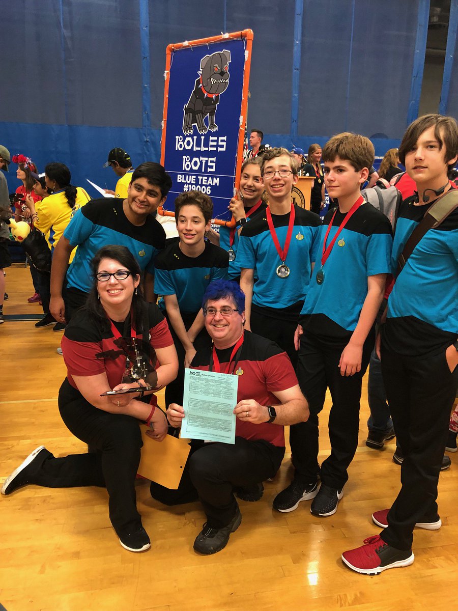 DystopianRebel's tweet photo. @BollesRobobitics Way to go #BollesBotsBlue @firstlegoleague State Championship in Delray Beach! Finished 2nd place in Mechanical Design. #FLLcoacheslife #omgrobots #madeinjax #legorobotics #renaissancejax #bollesrobotics https://t.co/wzySmxzop7