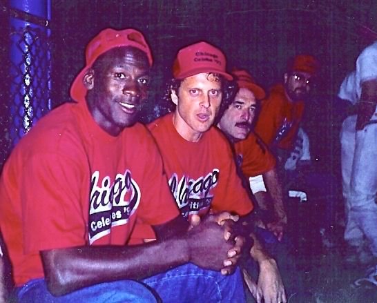 In 1992, Jordan played what was probably his first game of 16-inch softball, a charity game at Thillens Park.  @BobSirott recalls MJ’s enthusiasm for the game in this 2014 WGN story: “This is fun.” https://wgnradio.com/2014/07/16/chicagos-love-of-16-inch-softball/