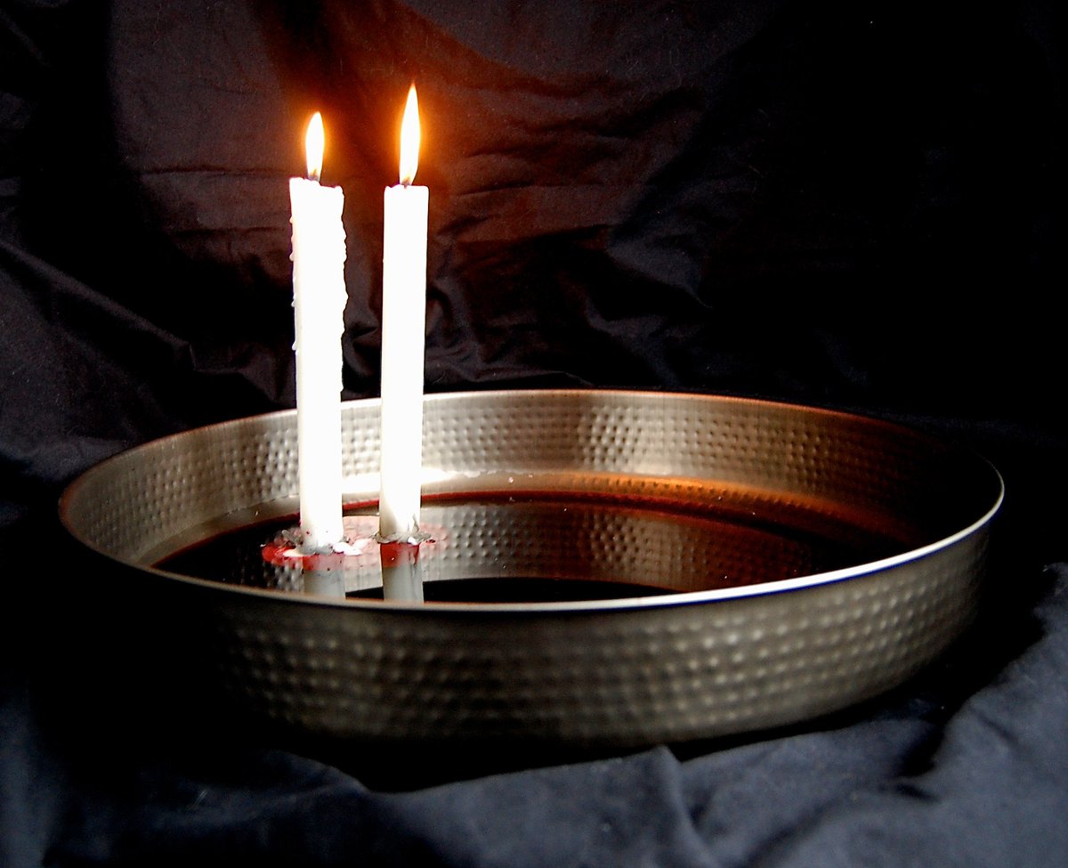 Our next #BEAF2019 #commission is by <a href="/Carrie1304703/">Carrie mason</a>. Spend a period of quiet reflection &amp; contemplation while Carrie creates a drawing using candle wax and red wine at St Andrew’s Church in #Boscombe on Sat 4 May. You can also join her for a drawing workshop on BH Monday.