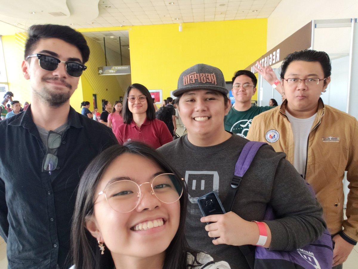 deniseshagne's tweet photo. Hi everyone!
#GameConPH
@Mik_Auto @Whalrefaii @daft_gank @celineantointte @evadetheboy https://t.co/f9IowMqjWT