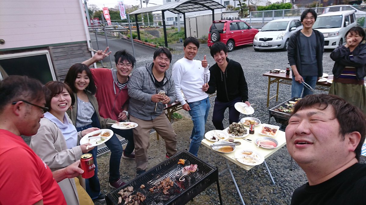 dive_umimamo's tweet photo. 新フェス終了後に、お店の方で交流会してます。
サークル外でも、このようにイベントがありますので、明日からの茶話会にお立ち寄りください。
#春から山大
#山口大学
#Diveblue https://t.co/ln22rVUOae
