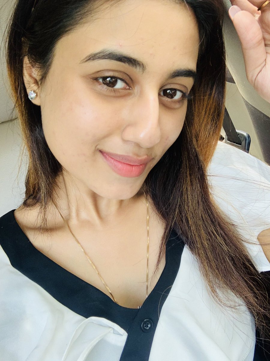 Iamswastika's tweet photo. S U N D A Y....😍😍 #naturaldays👌 https://t.co/8XywzldFfn