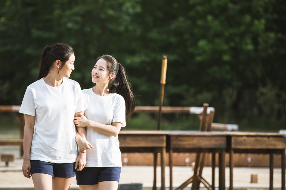 영화 <경성학교 : 사라진 소녀들> ★ 공포장르. 인체실험 소재가 있는 의외의 판타지물. 개인적으로 영화는 재미 없었고요, 비주얼은 우주 재밌어요....