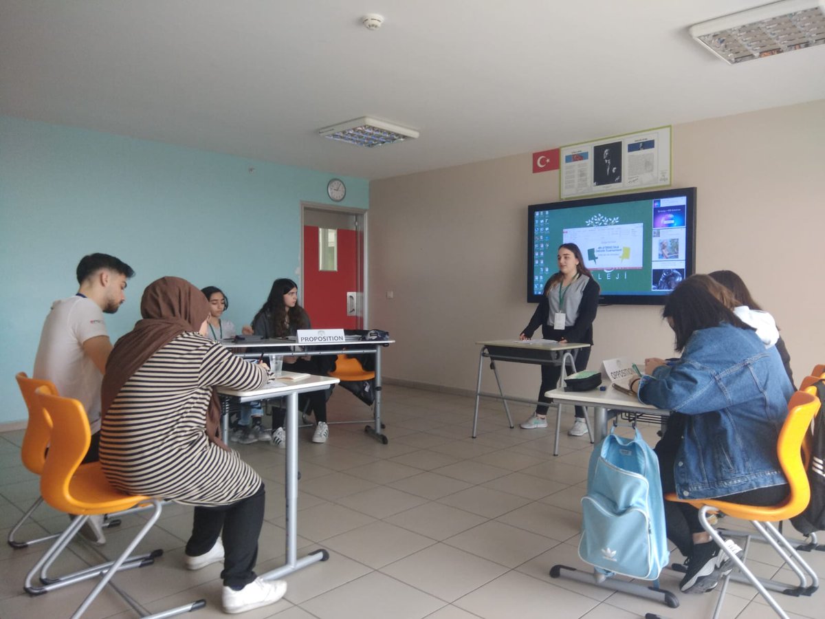 #4thdteenstalk 
#teensareonstage 
#englisheveryday
#longlifelearning
#longlifeexperience

@Didem_Ozgul <a href="/berna_tamusta/">Berna Tamusta</a> @DogaHighELT <a href="/avarezgi/">Ezgi Avar</a> <a href="/ABEKDA/">Ali BEKDAŞ</a> <a href="/tugbaakyuzz/">Tuğba Akyüz</a> <a href="/esra_arseven/">Esra Arseven</a>
