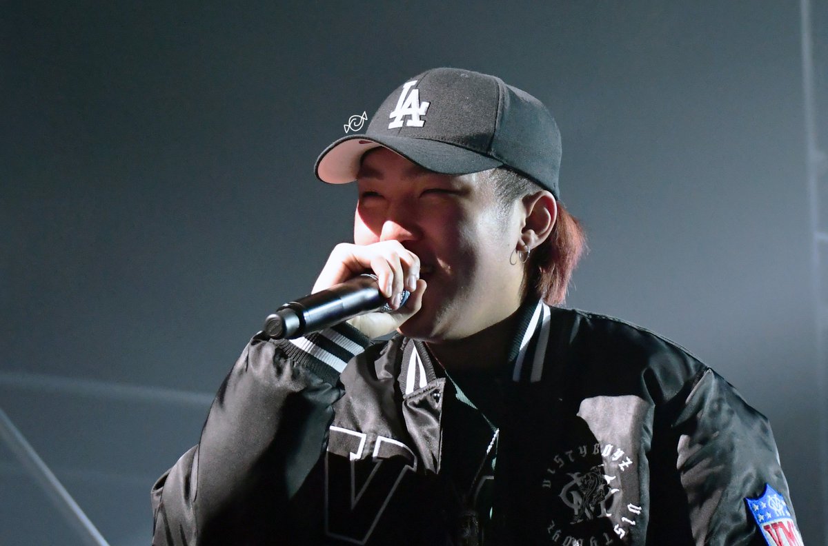 popping_candii's tweet photo. 190406 이천힙합콘서트 
#이로한 #websterb https://t.co/ODnCVzaoUM