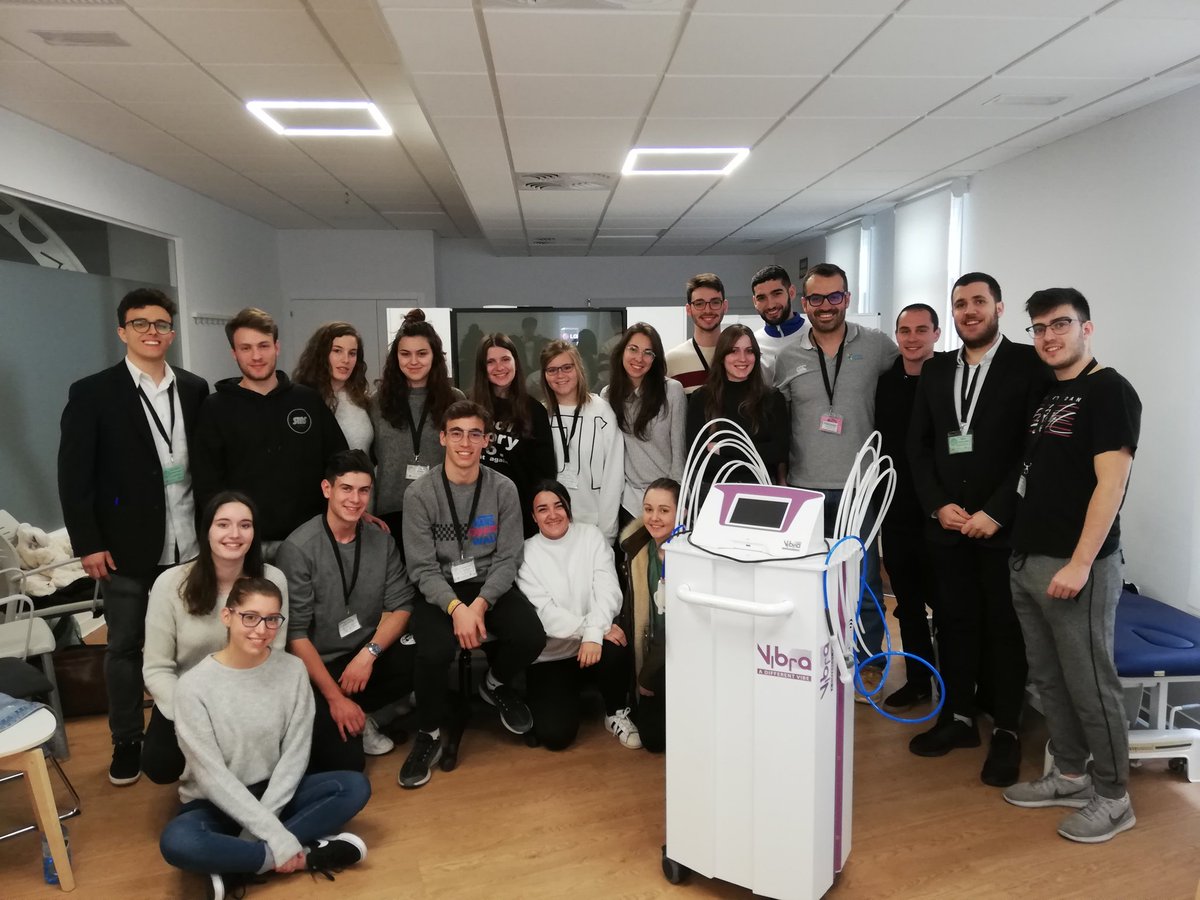 Finalizado el primer taller de la mañana en #Cefine

#VCNEF2019 

➡️ TERAPIA CON VIBRACIÓN FOCAL.