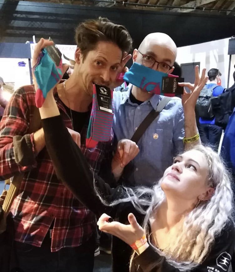 NeilNewbon's tweet image. We played new @VermintideGame DLC and won socks - my gaming clan rocks @JonPriceDev @SerKnowles @AngelosLH - ok the socks thing wasn’t the aim but loved seeing so many talented folks and their amazing games from indie to AAA @EGX #baftacrew