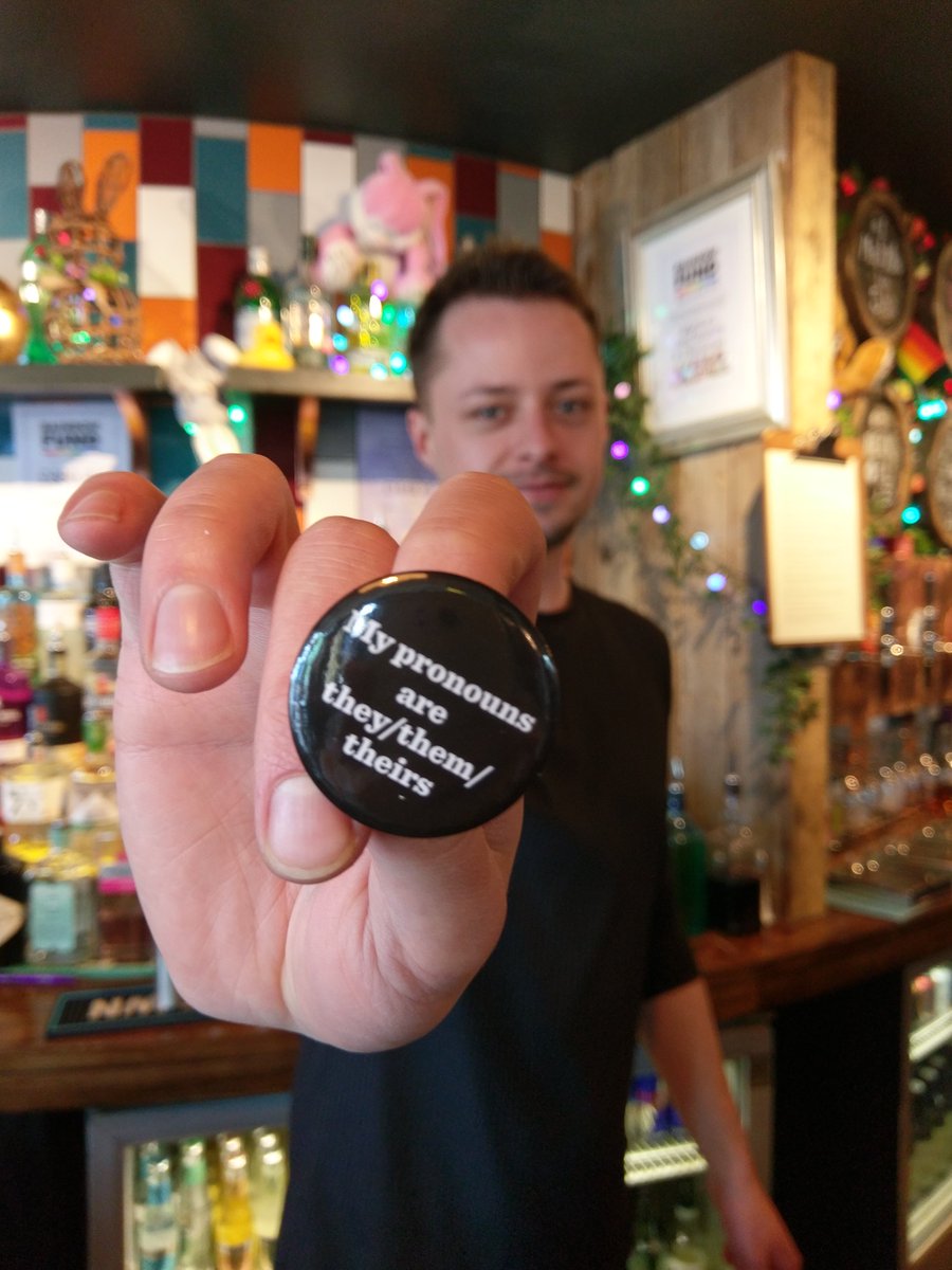 LGBTQiWF's tweet photo. Please RT. #barfolk #baristars #bakers #boxers and other happy #Brighton #Hove folk showing support for trans/non-binary communities &amp; happy to have inclusive conversations. Join them, it's easy. https://t.co/yExd2Z1Vb9   #moreincommon ⁠#TDOV2019  #mypronounsare https://t.co/GxWFUFF80E