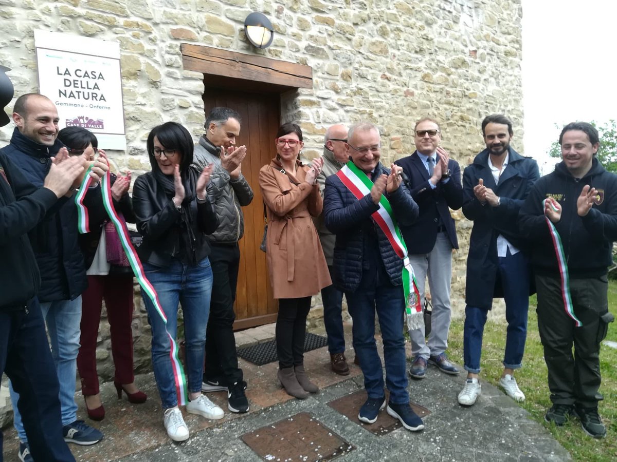 AcorsiniAndrea's tweet photo. A #Gemmano con il Sindaco #RizieroSanti e @EmmaPetitti ad inaugurare la Casa di Valle delle grotte di #Onferno con un contributo della @RegioneER . @turismoER https://t.co/GK8T6Akuk6