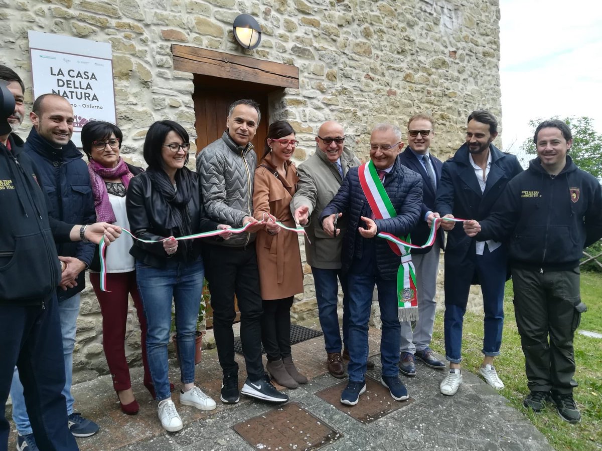 AcorsiniAndrea's tweet photo. A #Gemmano con il Sindaco #RizieroSanti e @EmmaPetitti ad inaugurare la Casa di Valle delle grotte di #Onferno con un contributo della @RegioneER . @turismoER https://t.co/GK8T6Akuk6