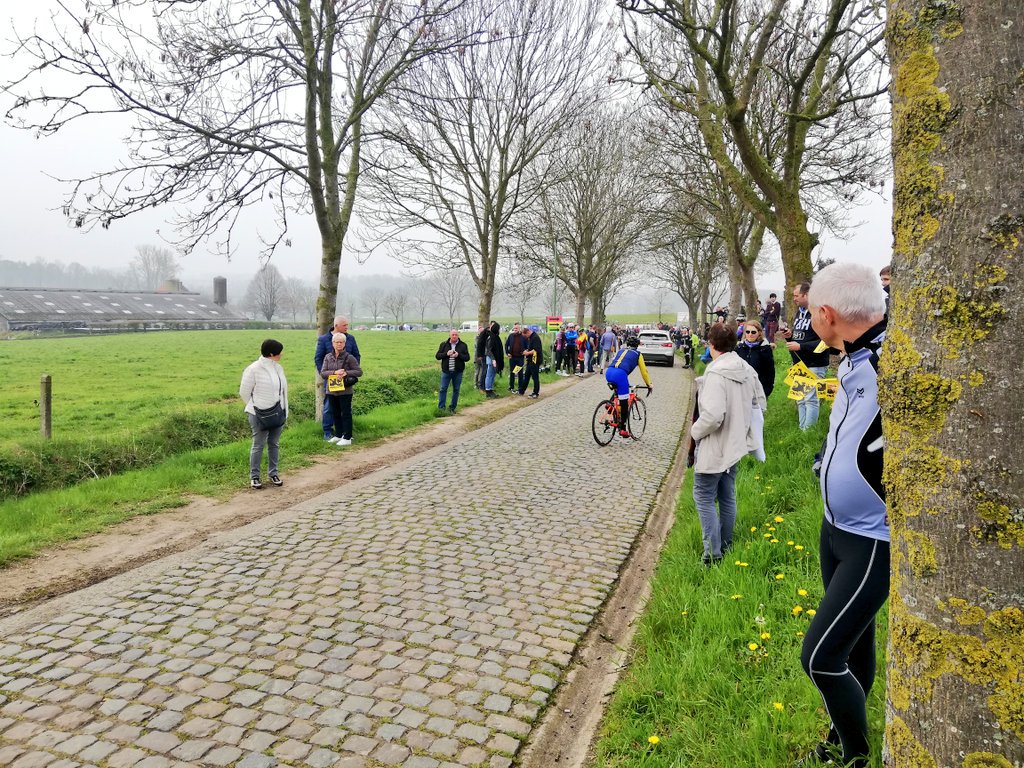 Waiting for  #RVVwomen on the Paddestraat.  #RondeRoadtrip