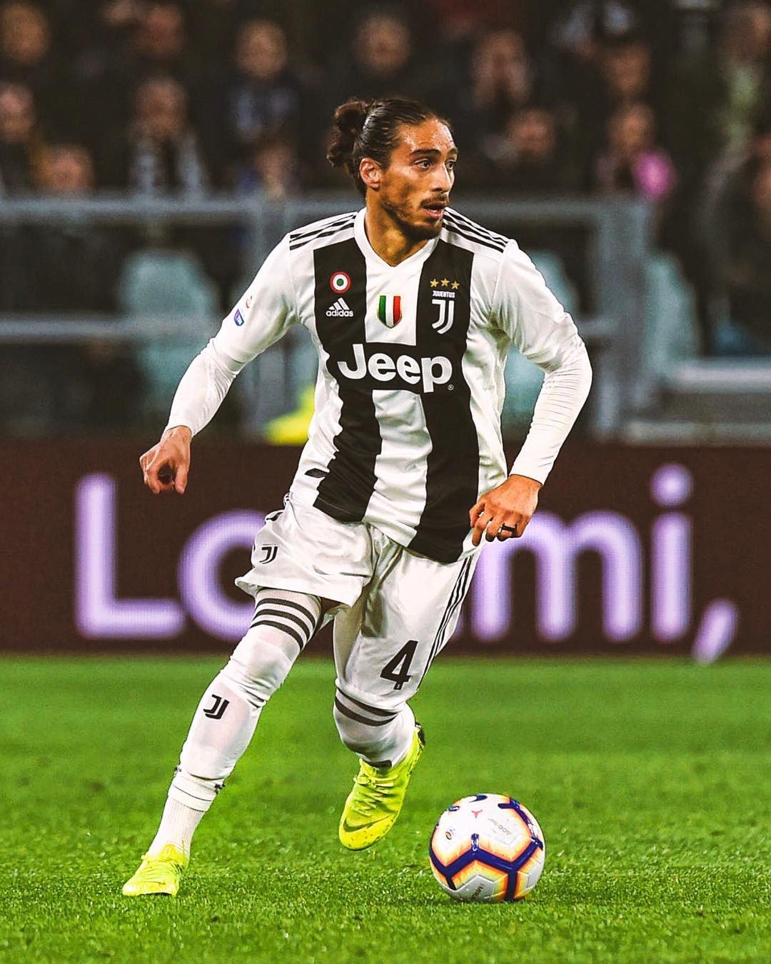Happy 32nd Birthday, Martin Caceres! 