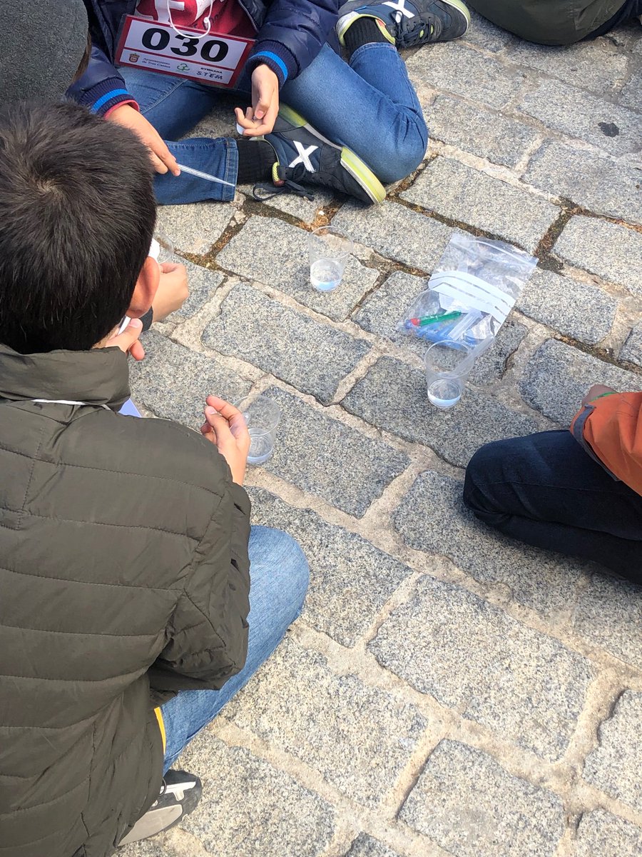 ceipantoniosuna's tweet photo. Ya estamos con el experimento #STEM #escuelab @ceipantoniosuna #TresCantos #adn https://t.co/6DNb00m12N
