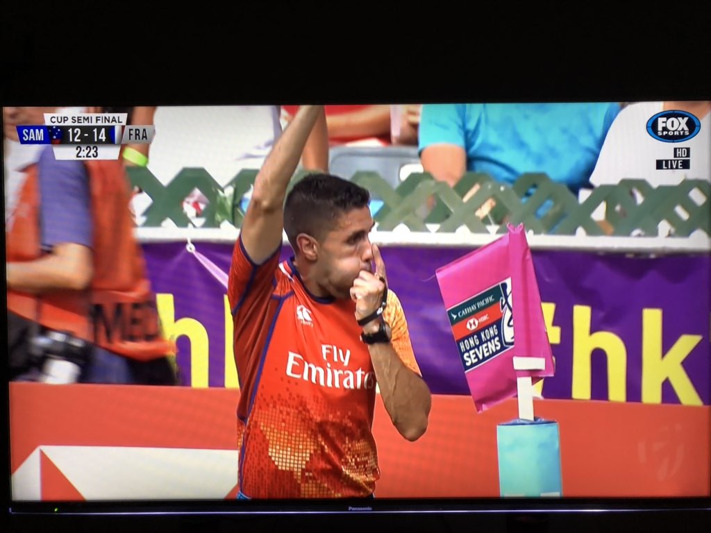 Zuffenhauzzen's tweet photo. Shocking call by #HK7s TMO 2award the #Callandret try. Not good for #Rugby7s ! No blame to #France @FFRugby as they play by the rules, the TMO needs 2be named &amp; shamed! #HSBC7s #Worldrugby7s @SamoaRugby played very well &amp; cud have gone through to final. @ManuFanatiks #FRAvSAM https://t.co/rckaUIlsj5