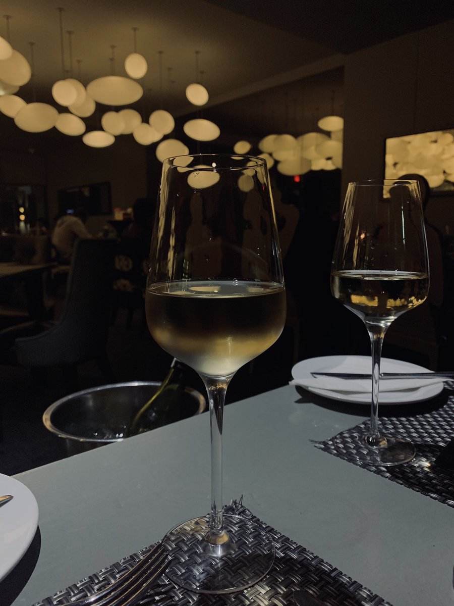 itsOnly_Jessica's tweet photo. Date Night w/ the LOML.🥀🥂✨ https://t.co/SK1DQrP1IR