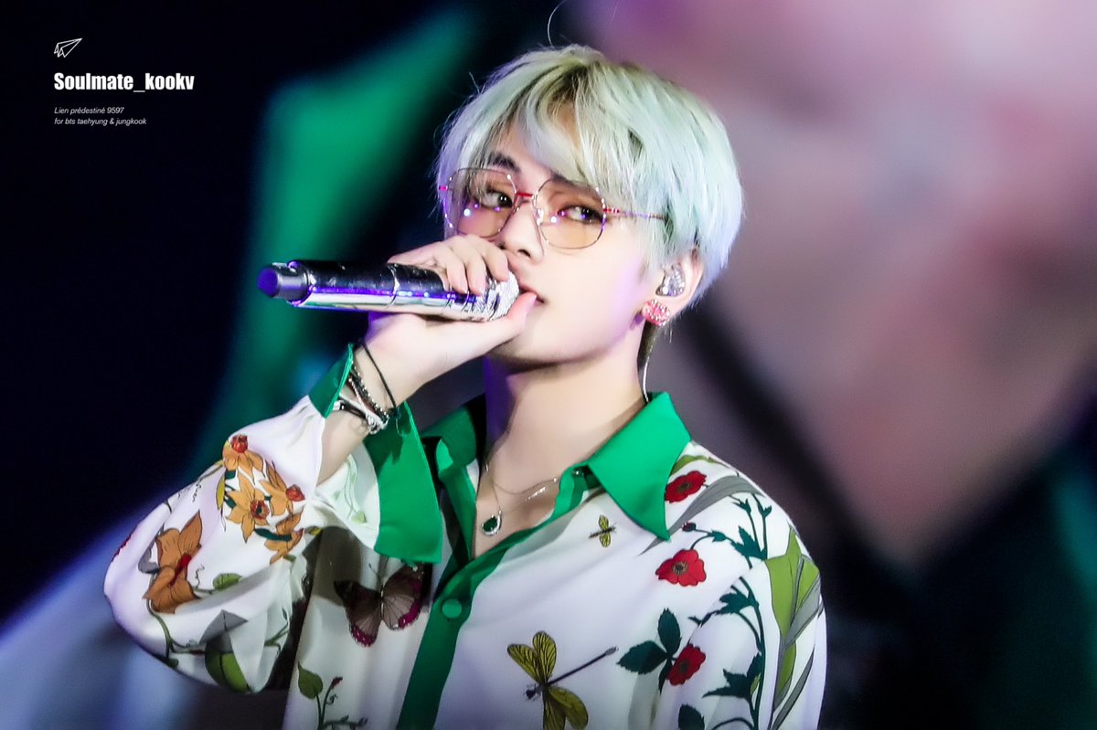 btspiics1's tweet photo. @bts_bighit #V : Legends ◈ #BTSinBangkok https://t.co/ld0yKhqqiJ