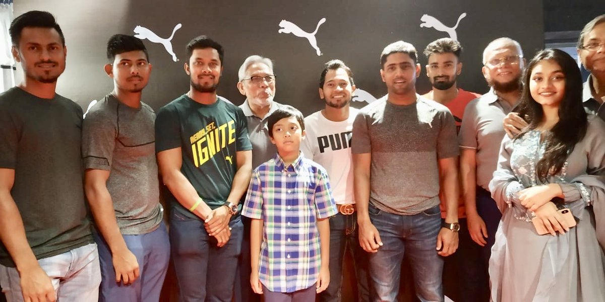 mushfiqur15's tweet photo. First PUMA store in Bangladesh...feeling great to be a part of it...👍 https://t.co/mWDQOQXTnz