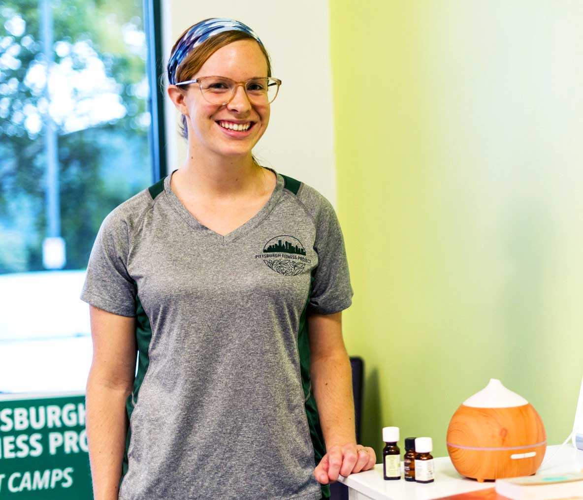 pittfitproject's tweet photo. Candle Lab Event! - https://t.co/OKgstf4HLz Join us on Sunday, 4/28 from 4 - 6 PM at the Candle Lab as our Holistic Lifestyle Coach, Emily, leads an Essential Oils Introspection.  Candle Making will start off the afternoon and Emily will then lead the seminar as candles set. https://t.co/uA0s6uroPL