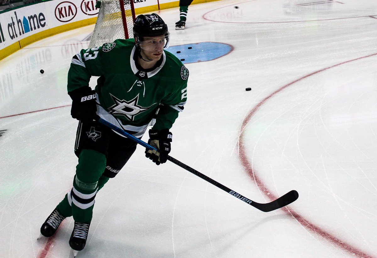 Sara_Birdlie's tweet photo. 4/6/19 Minnesota Wild vs. Dallas Stars pt. 2 #GoStars #MINvsDAL #TimeForPlayoffs @tseguinofficial https://t.co/lhSQQ6PIlw