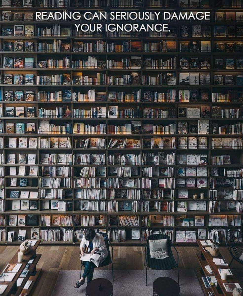 BookChat_'s tweet image. So true!