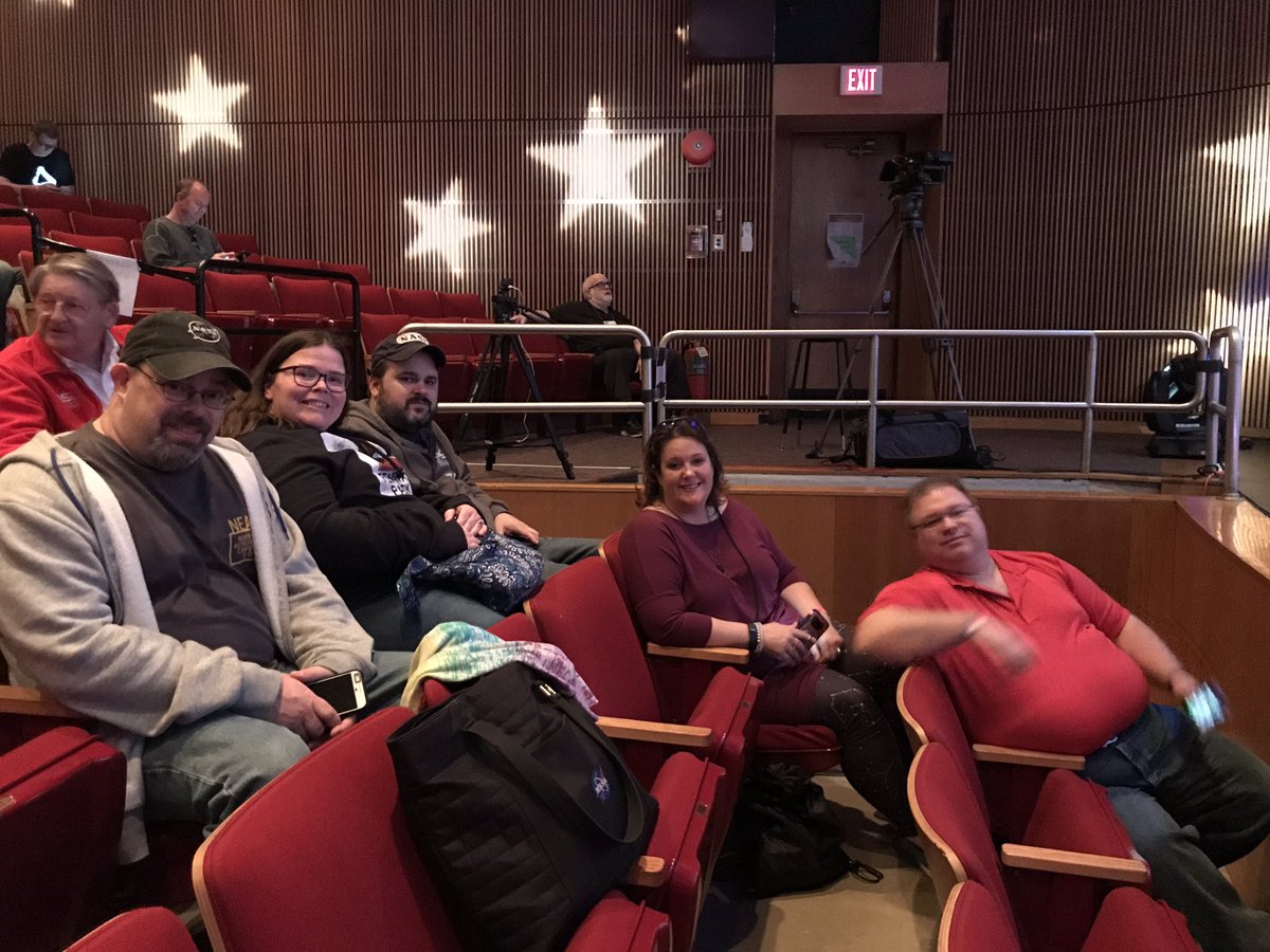 AgilistaAG's tweet photo. #NEAFPosse is in effect for the @AlanStern #NEAF talk!!!! #PlutoIsNumber9 #UltimaThule https://t.co/s6ilMiZjvO